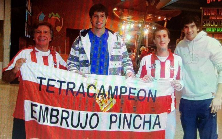 La historia de un platense, hincha del Pincha, y un "Dibu" Martínez de apenas 17 años