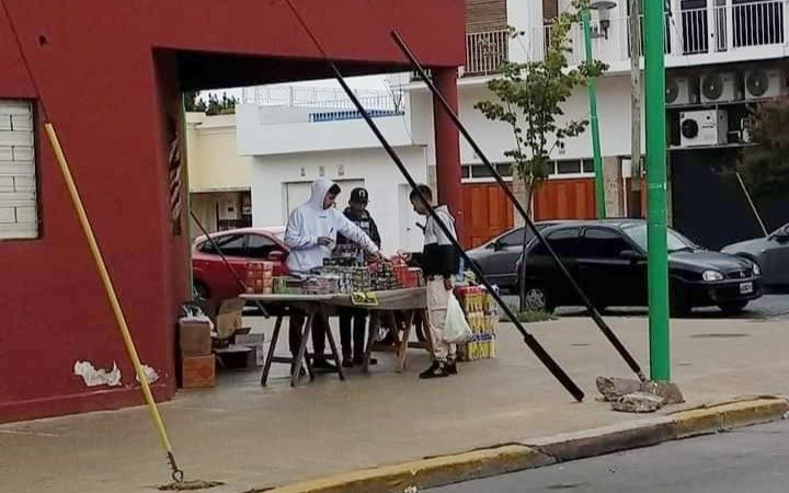 Vecinos denuncian ventas clandestinas de pirotecnia en Ensenada