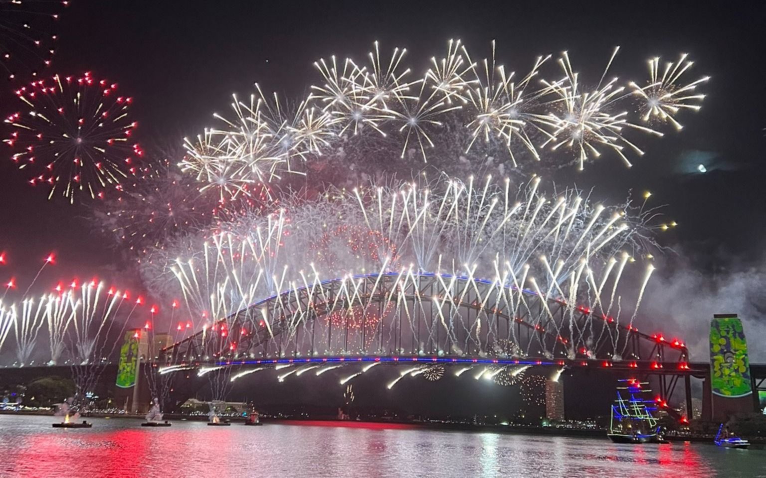 GALERÍA: Así se recibió en el mundo el 2023
