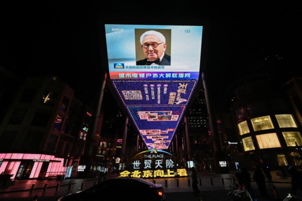 Gobiernos y líderes mundiales dan el último adiós a Kissinger