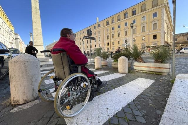 Roma, una ciudad imposible para personas con discapacidad