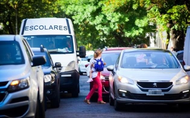 Lunes de caos de tránsito en La Plata: uno por uno, los cortes y desvíos previstos