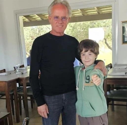 Stéfano, el pequeño platense superdotado y fan de los “fierros”