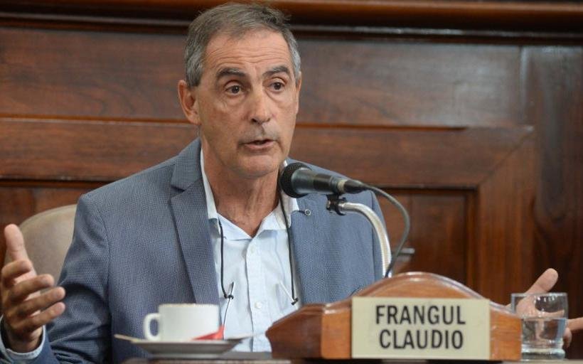 Sigue sin destrabarse la dura pelea por la conducción del bloque radical