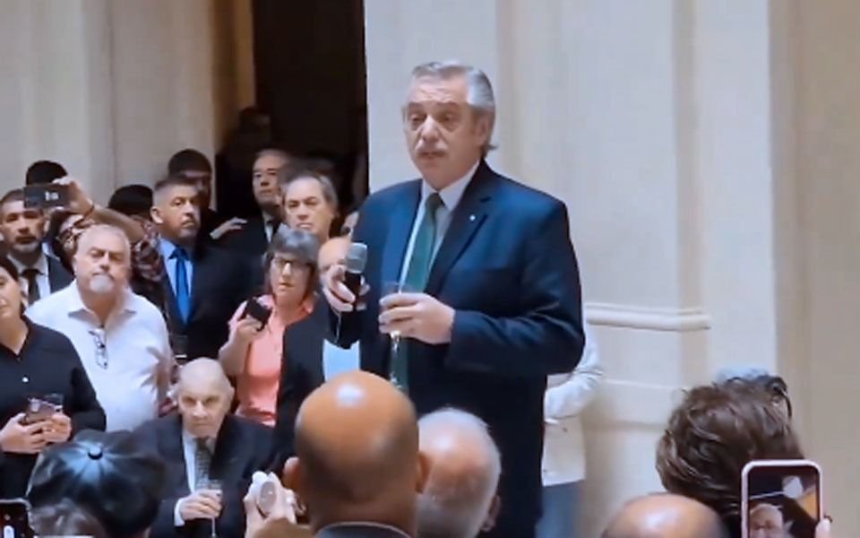 Alberto Fernández: "Tengo un enorme pesar de no haber podido resolver el problema de la pobreza"