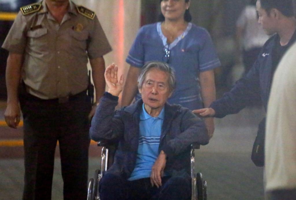 Finalmente Fujimori salió en libertad sin cumplir su condena de 25 años