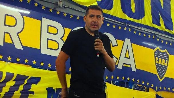 Si no hay elecciones, Riquelme decidido a patear el tablero