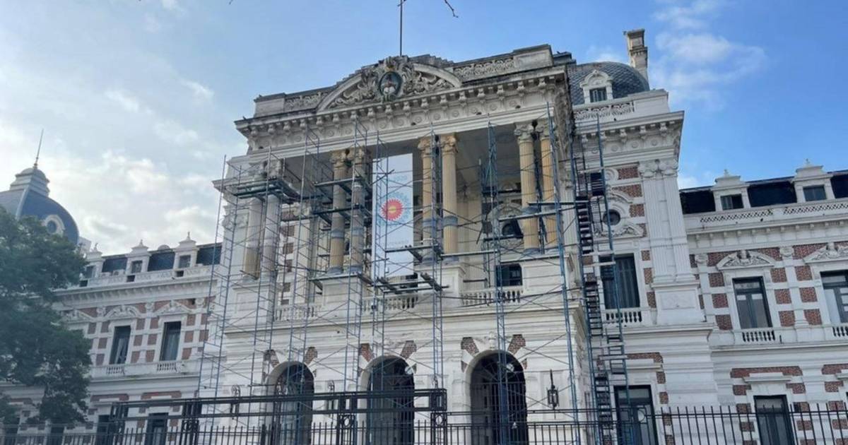 Estatales: salió la fecha de cobro del medio aguinaldo | El Dia