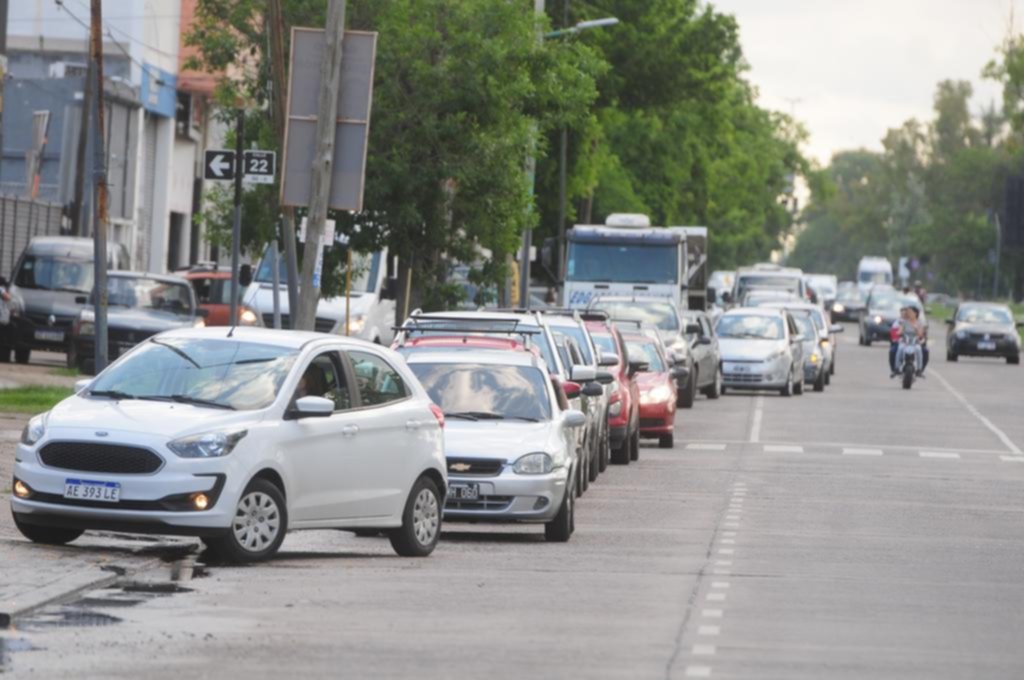 En La Plata, los combustibles ya aumentaron más del 40 por ciento