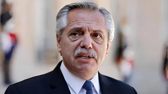 Polémica por la custodia de Alberto Fernández