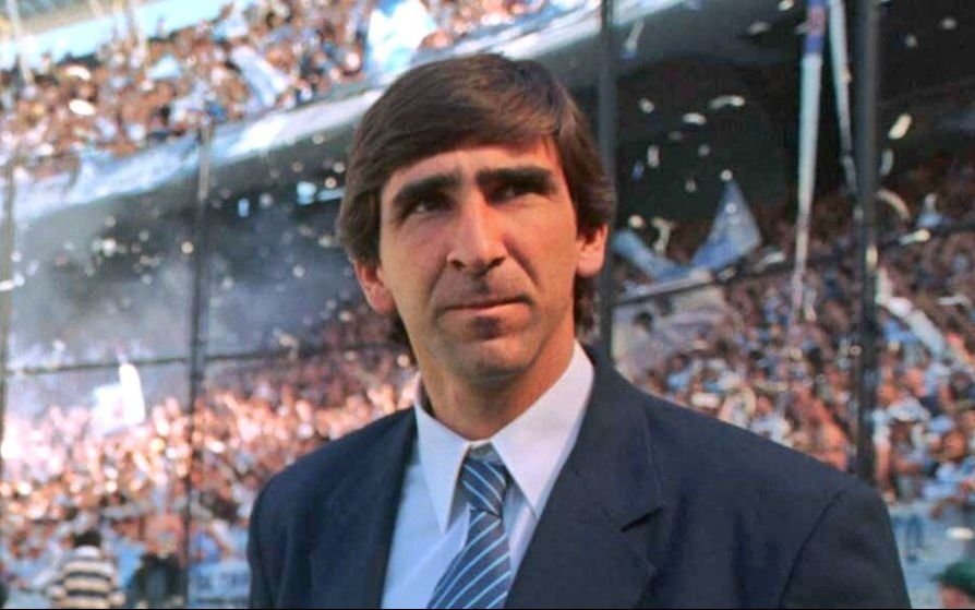 Gustavo Costas, cada vez más cerca de volver a Racing