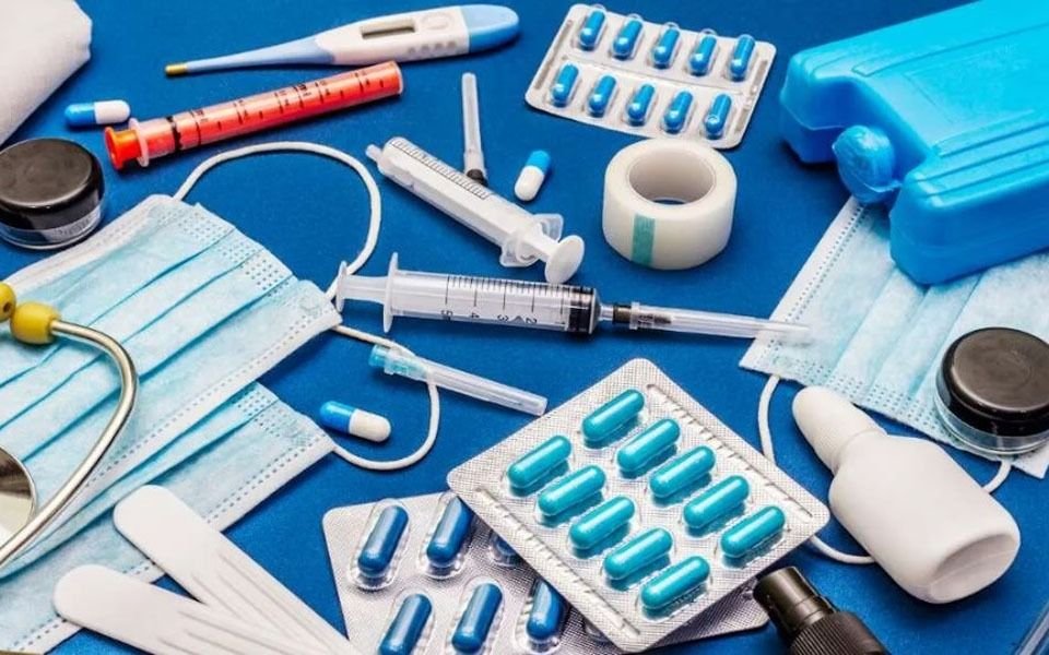 Clinicas advierten por subas de hasta 1000% en insumos