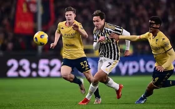 Genoa le sacó dos puntos a Juventus que no pudo alcanzar al Inter