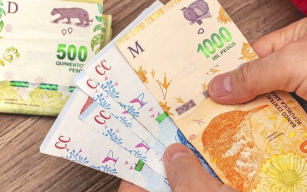Beneficiarios del plan Potenciar Trabajo cobran hoy el bono de $10.000