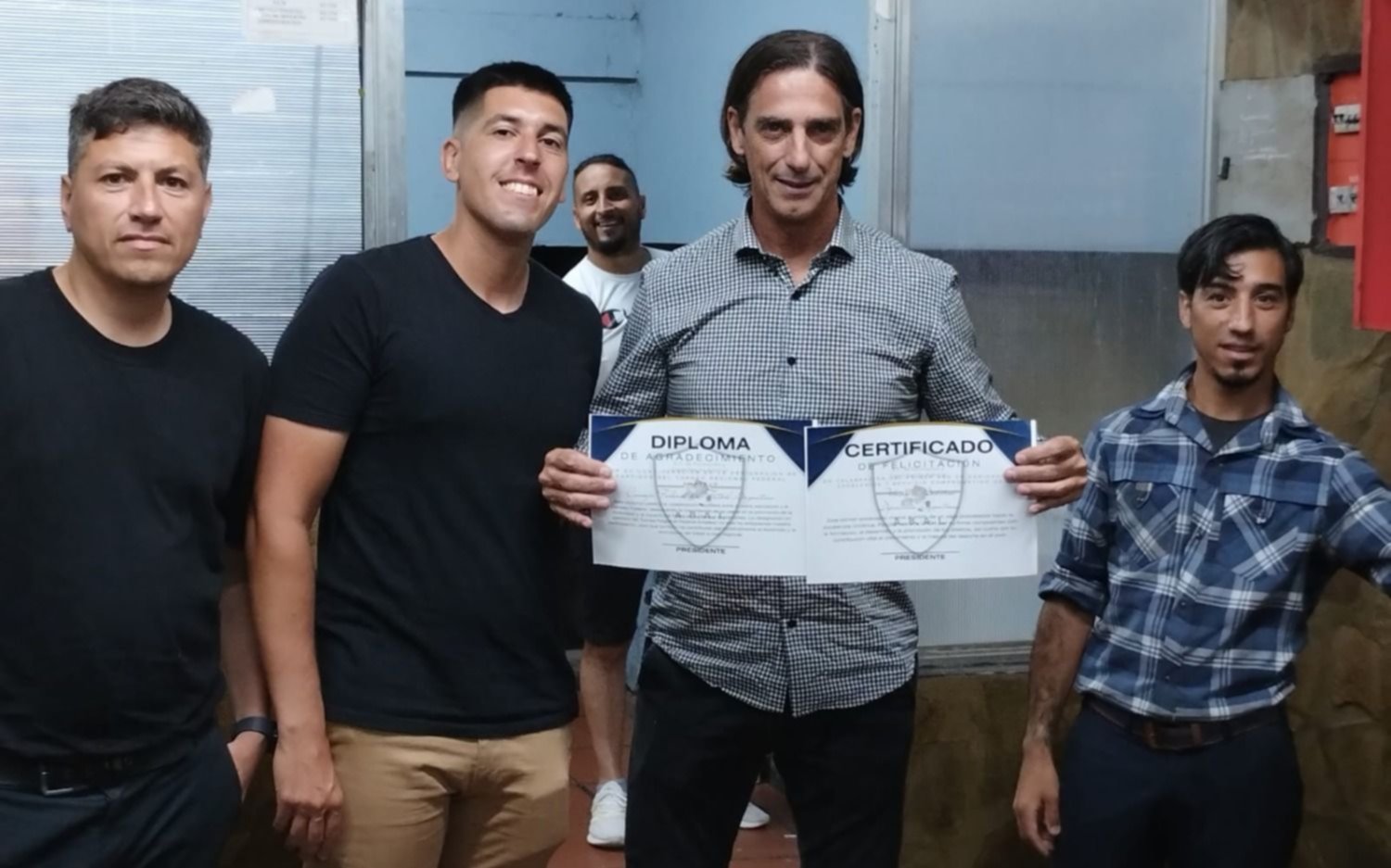 Entrega de diplomas a árbitros en La Plata