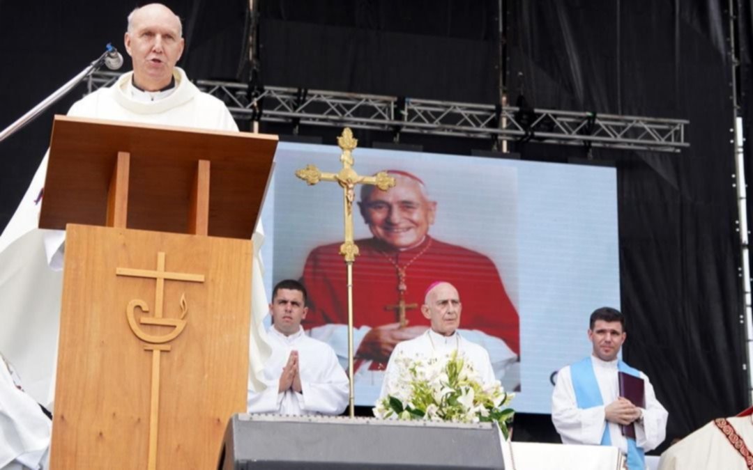 Miles de fieles en la beatificación de Pironio, el cardenal que se formó en La Plata
