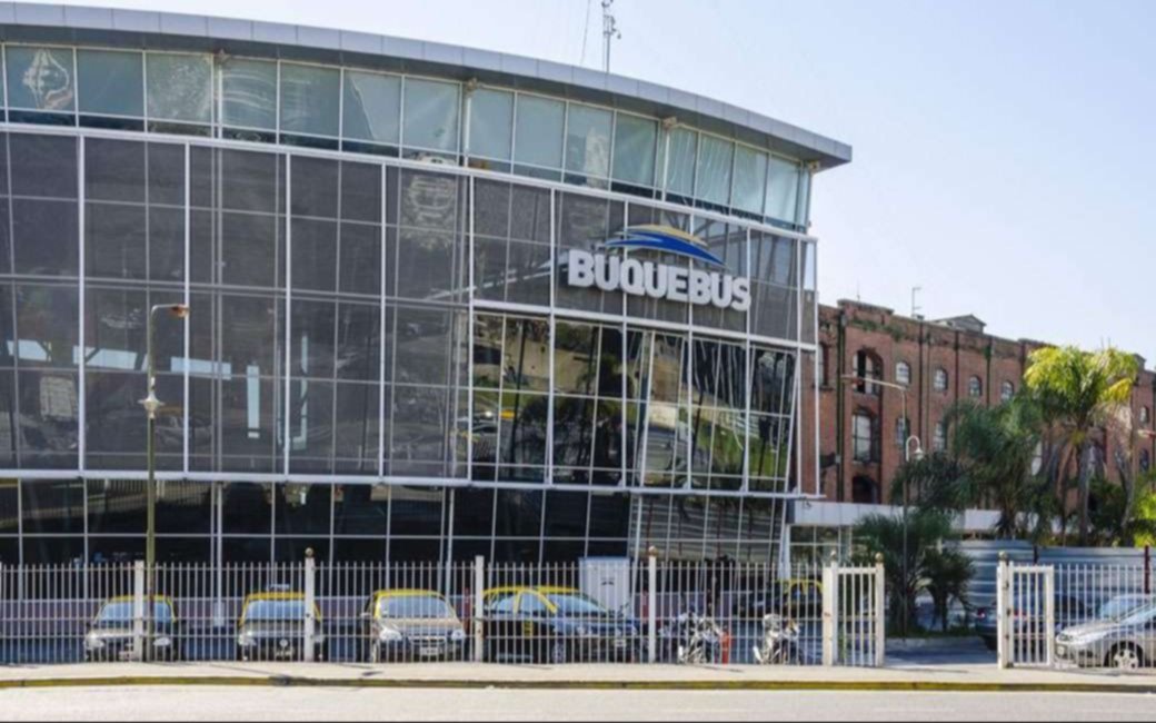 Susto y tensión por amenaza de bomba en la terminal de Buquebús de Puerto Madero