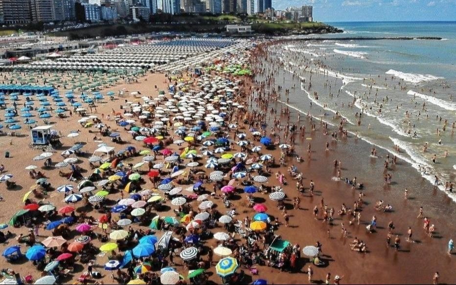 Cómo va a estar el tiempo en la Costa Atlántica este verano 2023: detalles de un informe del SMN