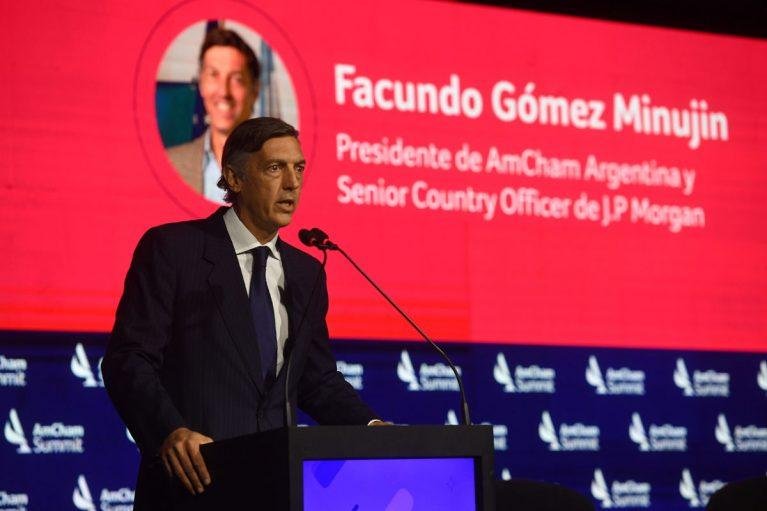 Fuerte apoyo de empresas de los EE UU al DNU para desregular la economía