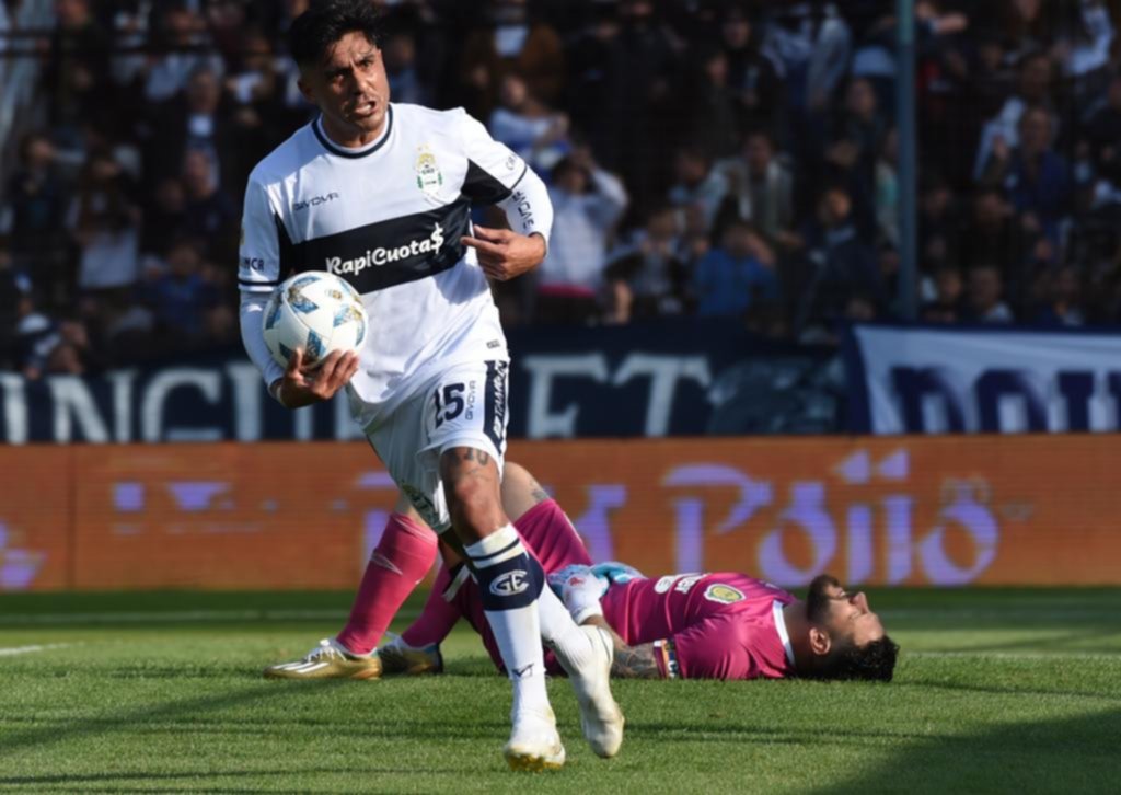 Tarragona suena en Chile y Gimnasia piensa en alternativas