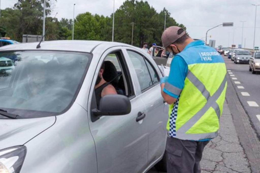 VTV, seguro y papeles: la Provincia advierte que no hay cambios para los conductores