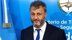 El Gobierno estudia un aumento del salario mínimo