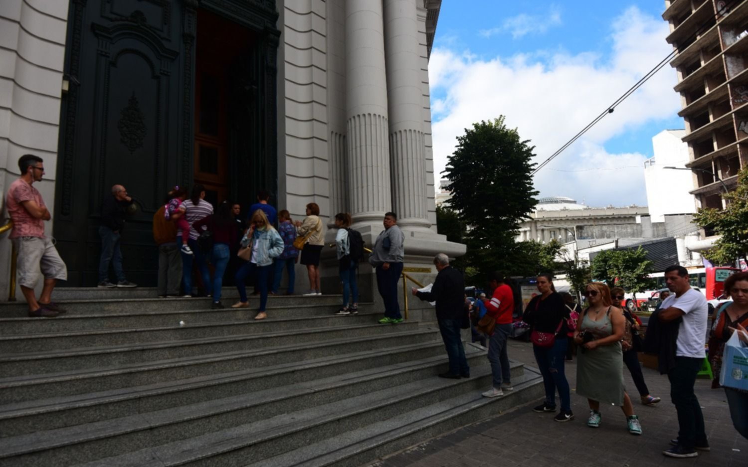 Los empleados del Banco Nación también se movilizarán en la sede de La Plata
