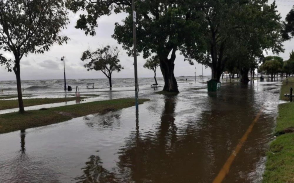 Alerta por fuerte crecida del rio para esta noche en Quilmes