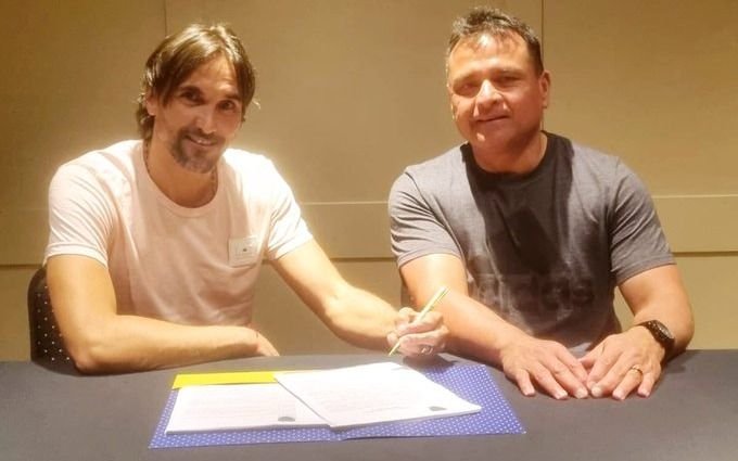 Diego Martínez rescindió en Huracán, firmó con Boca y asumirá el 2 de enero