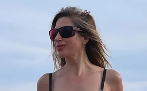 Alina Moine, cada vez más lejos de Gallardo, de estreno: se paseó en microbikini por Punta del Este