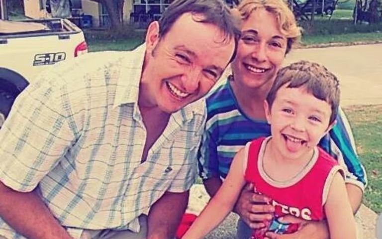 Qué revelaron las autopsias a la madre e hijo asesinados en Chascomús: hallan una carabina en camioneta vinculada al acusado