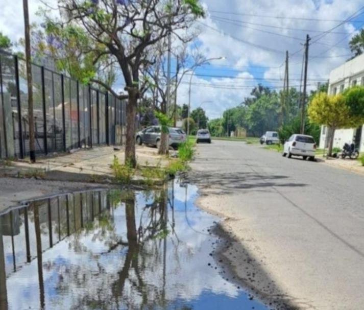 La ironía de los vecinos ante un reclamo: “No hace falta ir a la Costa ni a Brasil”
