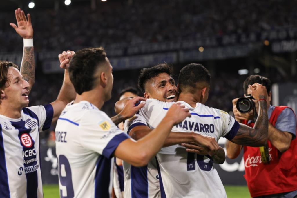 Talleres ganó y lucha por el título con Vélez