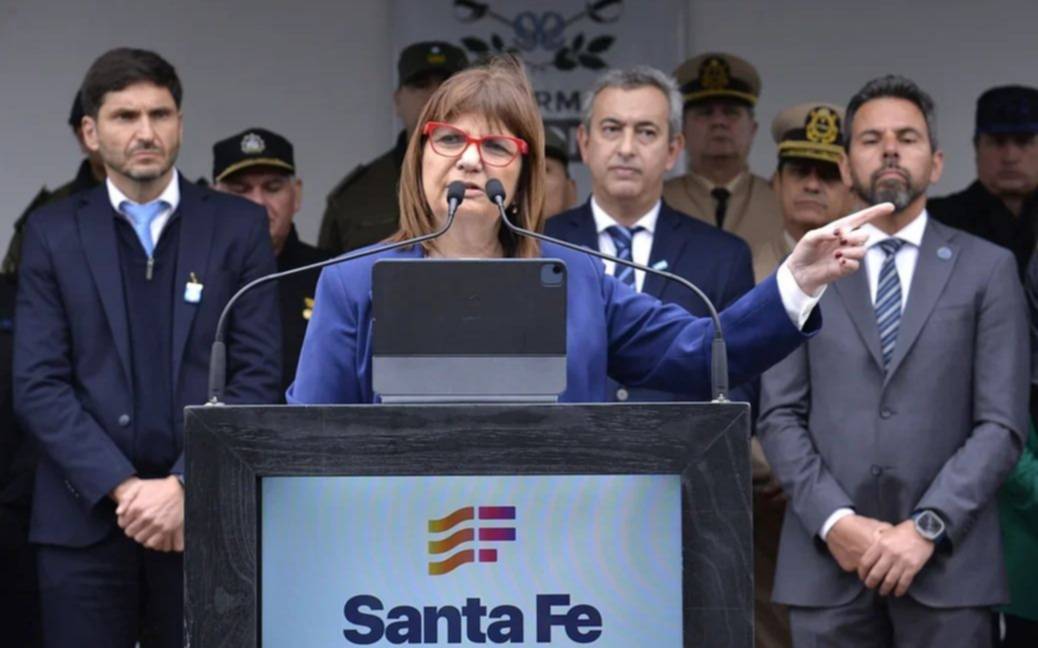 Buscados: ofrecen recompensa millonaria para encontrar a quienes amenazaron a Patricia Bullrich y a Maximiliano Pullaro