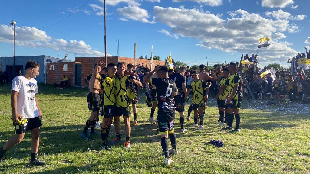 Liga Amateur: ADIP empató, sigue en la punta y depende de sí