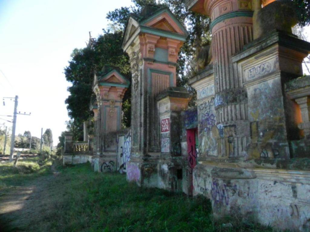 La restauración de la antigua entrada al Palacio