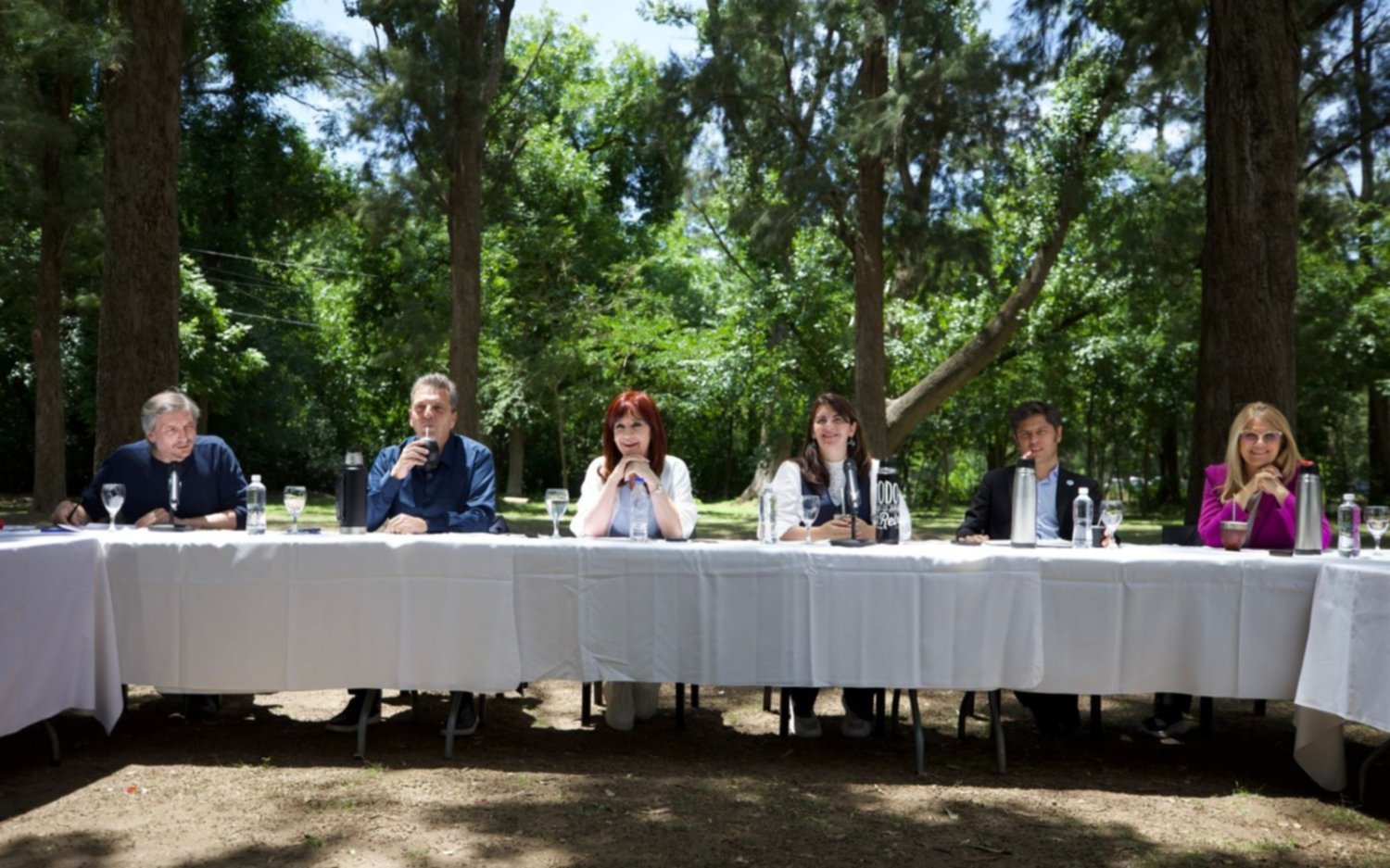 Foto de unidad: Cristina, Máximo, Kicillof y Massa, juntos en la cumbre del PJ