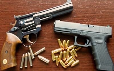 Bajan la edad mínima para ser legítimo usuario de armas y hay polémica