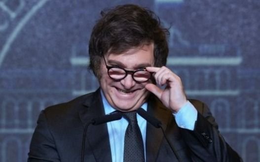 Trump tiene un nuevo líder extranjero favorito: se le conoce como "el Loco"