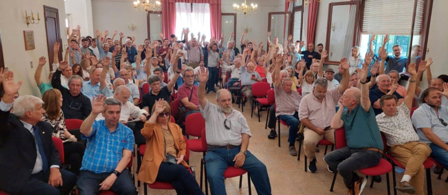 Crean cuenta solidaria para mejorar las jubilaciones de agrimensores