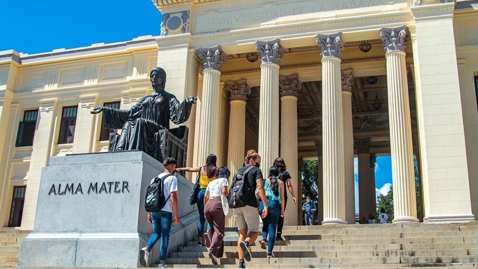 El ingreso universitario en Cuba, Rusia y China, por “meritocracia”