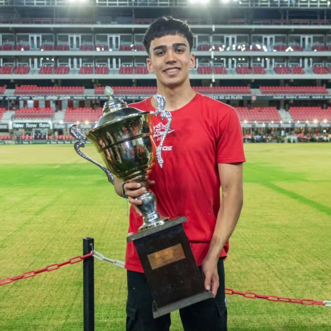 Estudiantes destacó a sus deportistas amateurs: uno por uno, todos los premiados