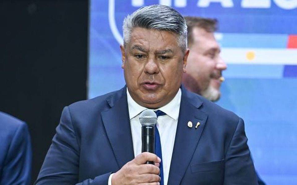 Chiqui Tapia podría regresar al Ceamse y ocupar el cargo de presidente