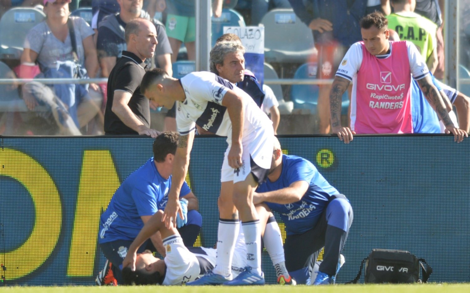 Enzo Martínez fue operado con éxito y Nicolás Colazo se perderá el duelo ante Platense por una lesión