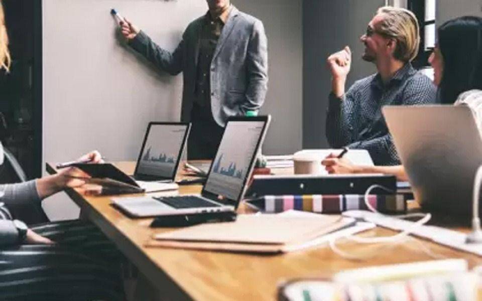 Búsqueda de empleo en La Plata: mirá este listado de trabajos pedidos en la Región