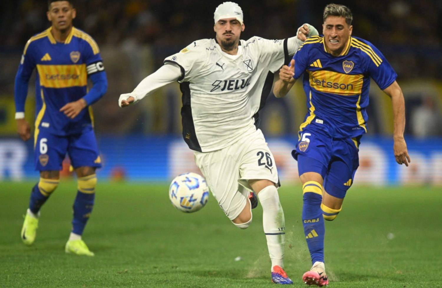 Boca empató sin goles con Independiente en un vibrante partido