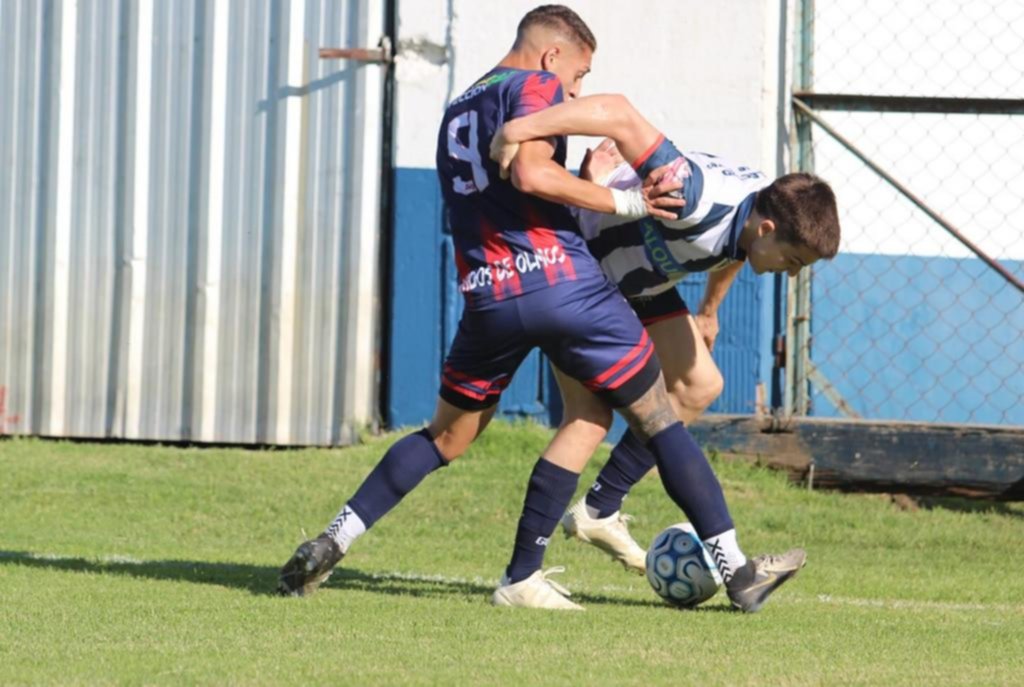 Unidos llega líder al clásico con Peñarol
