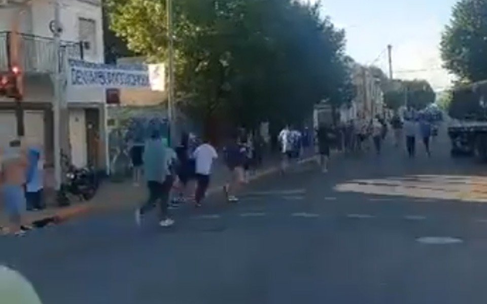 Elecciones en Racing: disparos y corridas en el cierre de los comicios