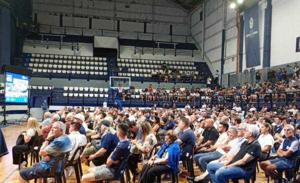 Gimnasia Members Vote Amid Anger and Criticism for Stadium Remodeling Project 65