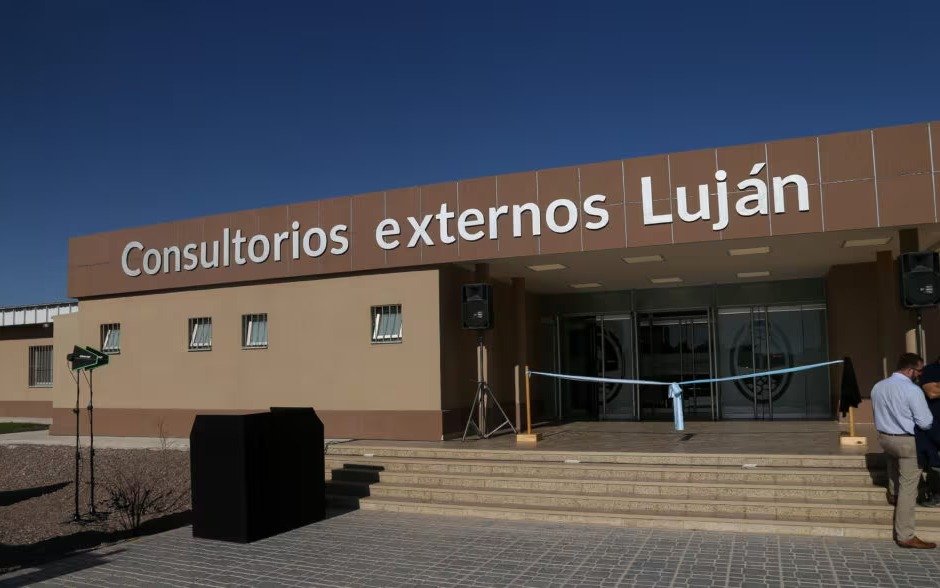 Mendoza: el Gobierno busca la construcción de más hospitales en acuerdos con privados